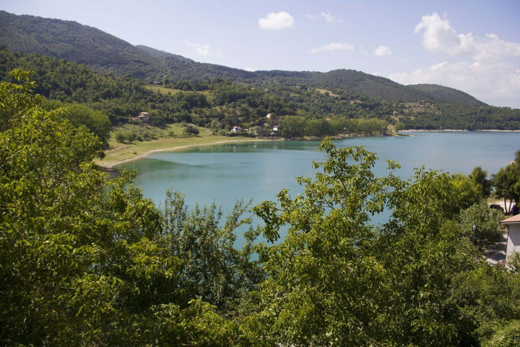 Matrimonio al lago del turano