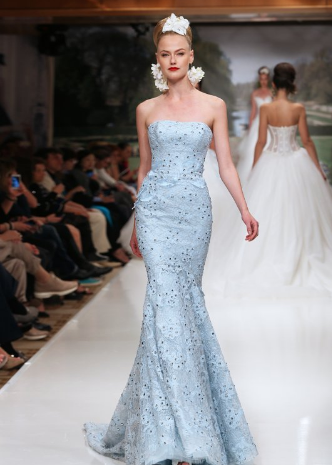 sposa Acquario abito celeste