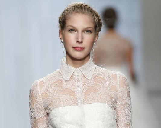 sposa Gemelli dettaglio pizzo