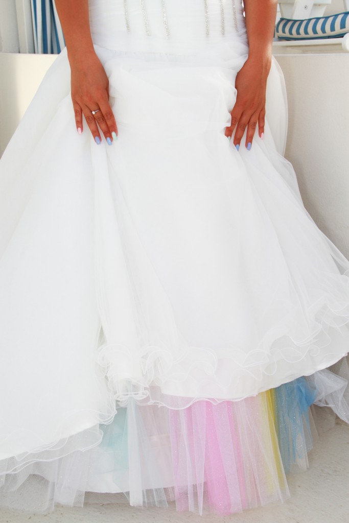 Rainbow wedding sposarsi a santorini